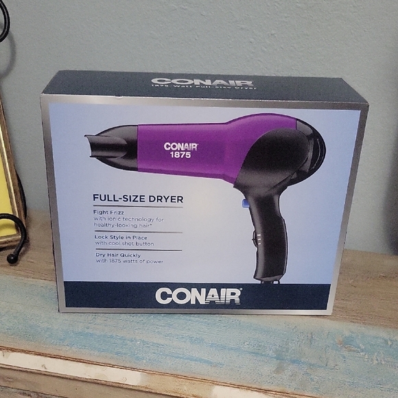Conair Full-Size Hair Dryer in Purple and Black New in Box - Picture 1 of 3